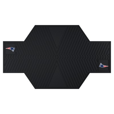 Fan Mats  LLC New England Patriots Motorcycle Mat Black