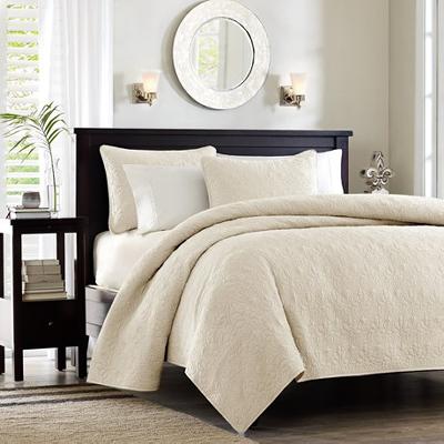 Olliix Madison Park Quebec Coverlet Set Ivory