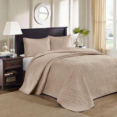 Olliix Quebec Reversible Bedspread Set Khaki