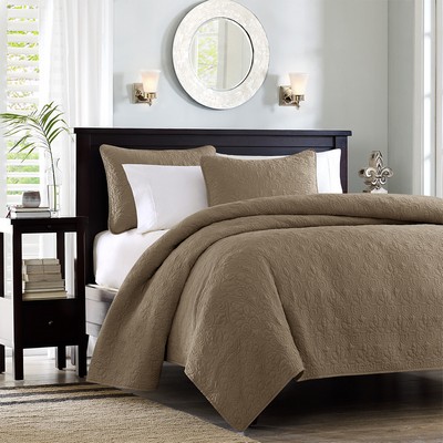 Olliix Quebec Reversible Quilt Set Mocha