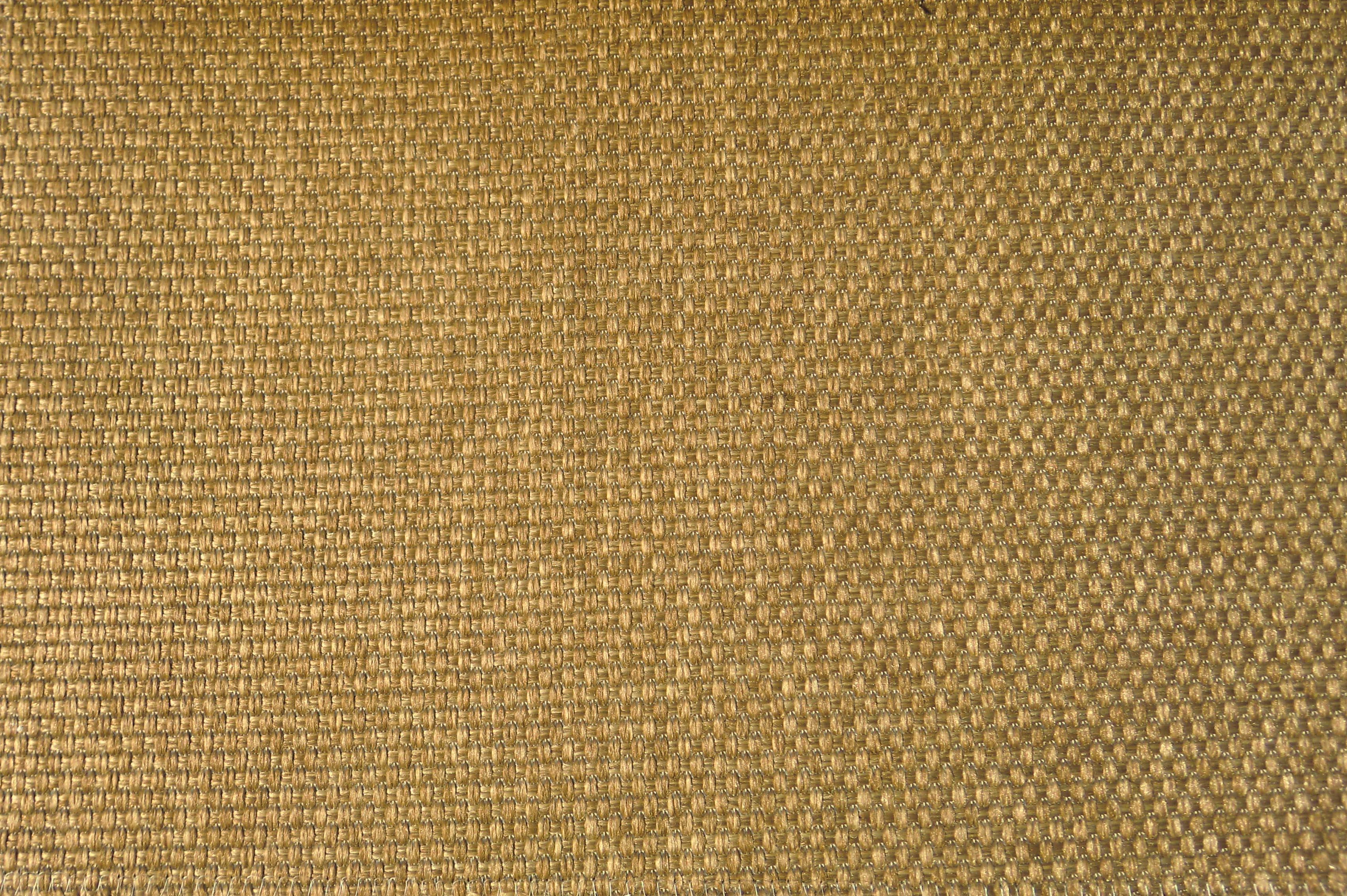 Gold wool