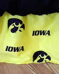 Iowa Hawkeyes Printed Dust Ruffle  Queen by   