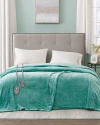 Heated Plush Blanket Aqua Queen by   