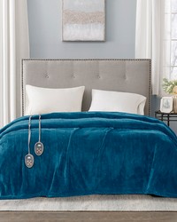 Heated Plush Blanket Teal Full by   